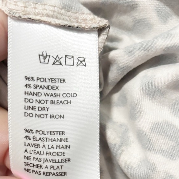 Urban Outfitters Happy Puff Sleeve Leopard Print Crop Top Womens Size Medium - Picture 7 of 10